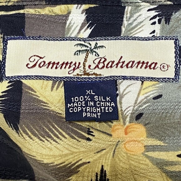 Tommy Bahama Silk Hawaiian Shirt Large Palm Tree Bird of Paradise Aloha Tropical - Picture 5 of 7